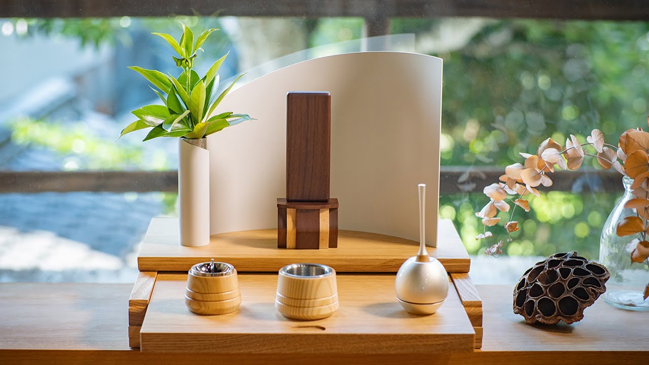 【お位牌・ミニ仏壇】コンパクトで爽やかな祈り空間を サーフ&times;フォンテーヌの手元供養コーデ