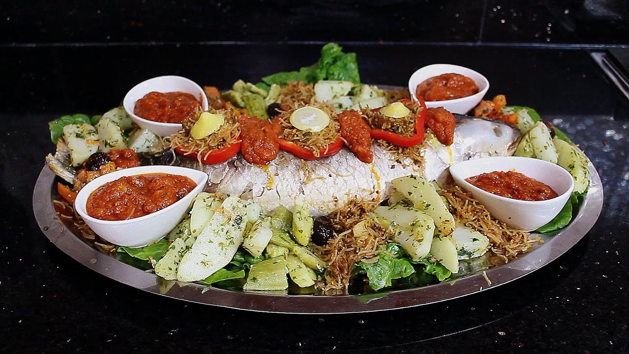 حوتة معمرة ياسلام وجديها لعائلتك او ضيوفك بوجهك حمر لذييييذة جدا ....
