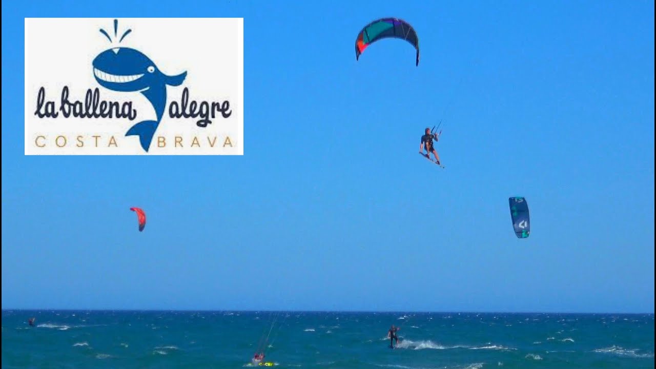Kiten bei Starkwind an der Costa Brava am Camping La Ballena mit bis zu 46 Knoten mit Philipp Dahm