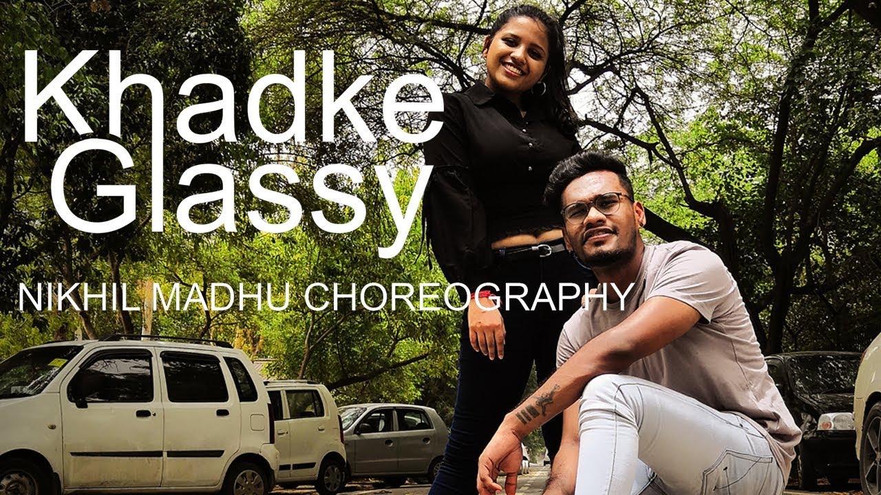 Khadke Glassy - Jabariya Jodi || Dance Cover || Nikhil Madhu Choreography Ft. Aishwarya  N Nair