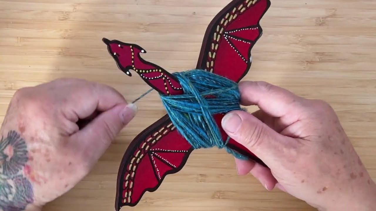 Plying Dragon, как сделать браслет из пряжи