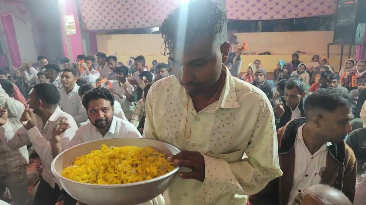 TV06/180126 "સંવત ૨૦૮૨, મહા સુદ-૧, સોમવારે ભજનોત્સવમાં મેખરમાં લાઈવ રેકોર્ડેડ વિડિયોમાંથી".