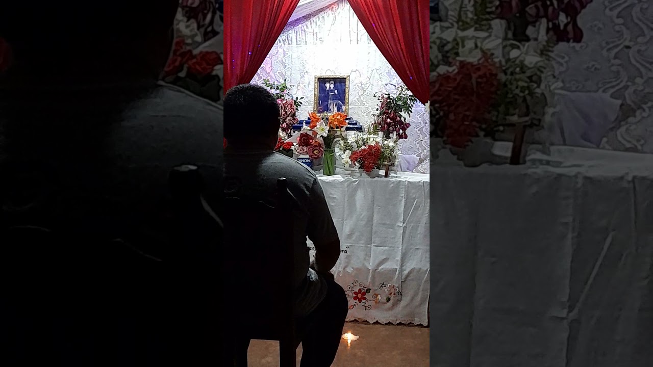 Canto del Santo Dios.