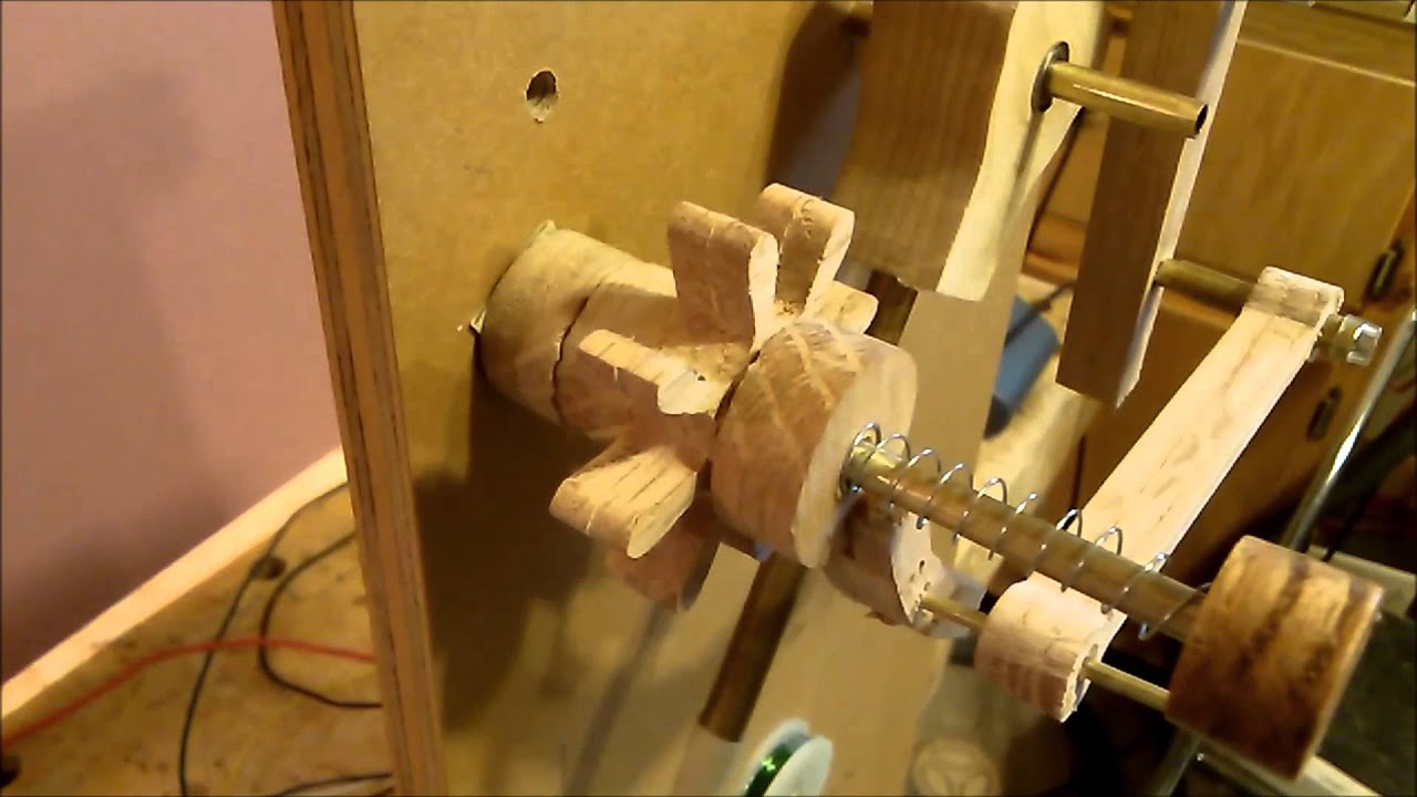 Quiet clock mechanism