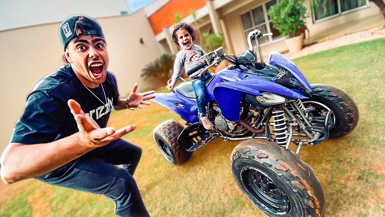 ANDEI NO QUADRICICLO DO MEU PAI * fizemos drift *