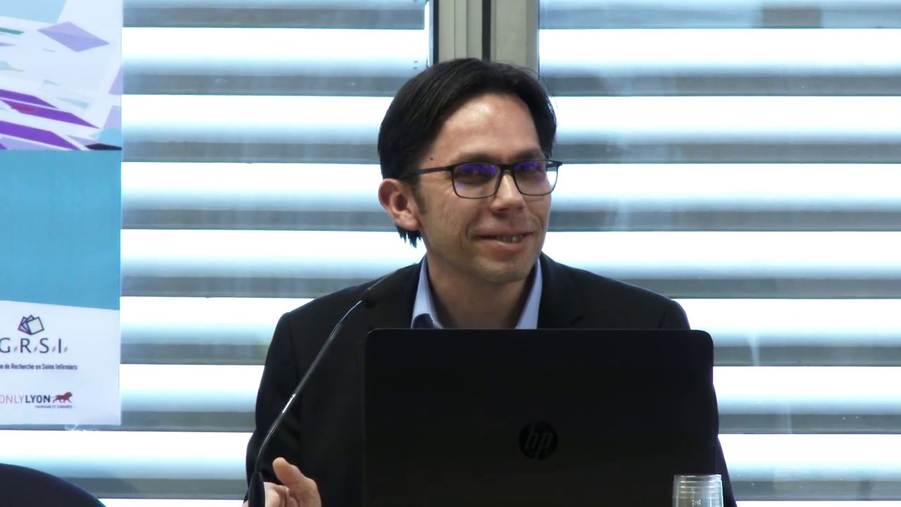 Lionel Regard -Étude du processus réflexif lors du passage de la formation à l'emploi des infirmiers