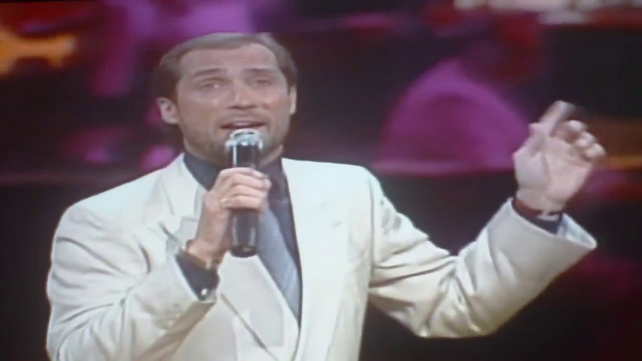 Dixie Road by Lee Greenwood Live