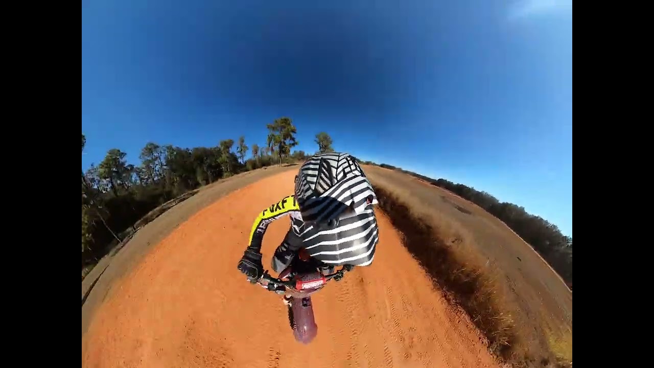 Lil ride at bone valley atv park on a 85sx 