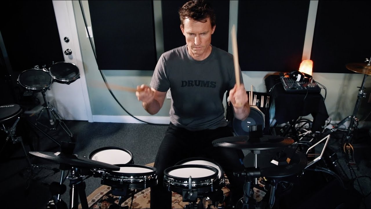 Simmons SD600 Electronic Drum Set with Mesh Heads and Bluetooth