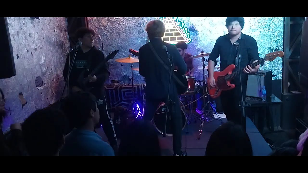tributo a Kings of Leon realizado por "Espiral" en ritual virtual