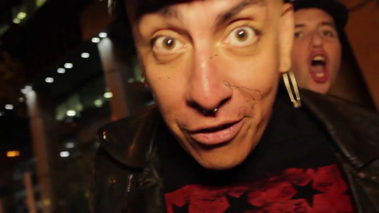 PARANOIA/ NOCHE DE PUNK ROCK (VÍDEO OFICIAL)