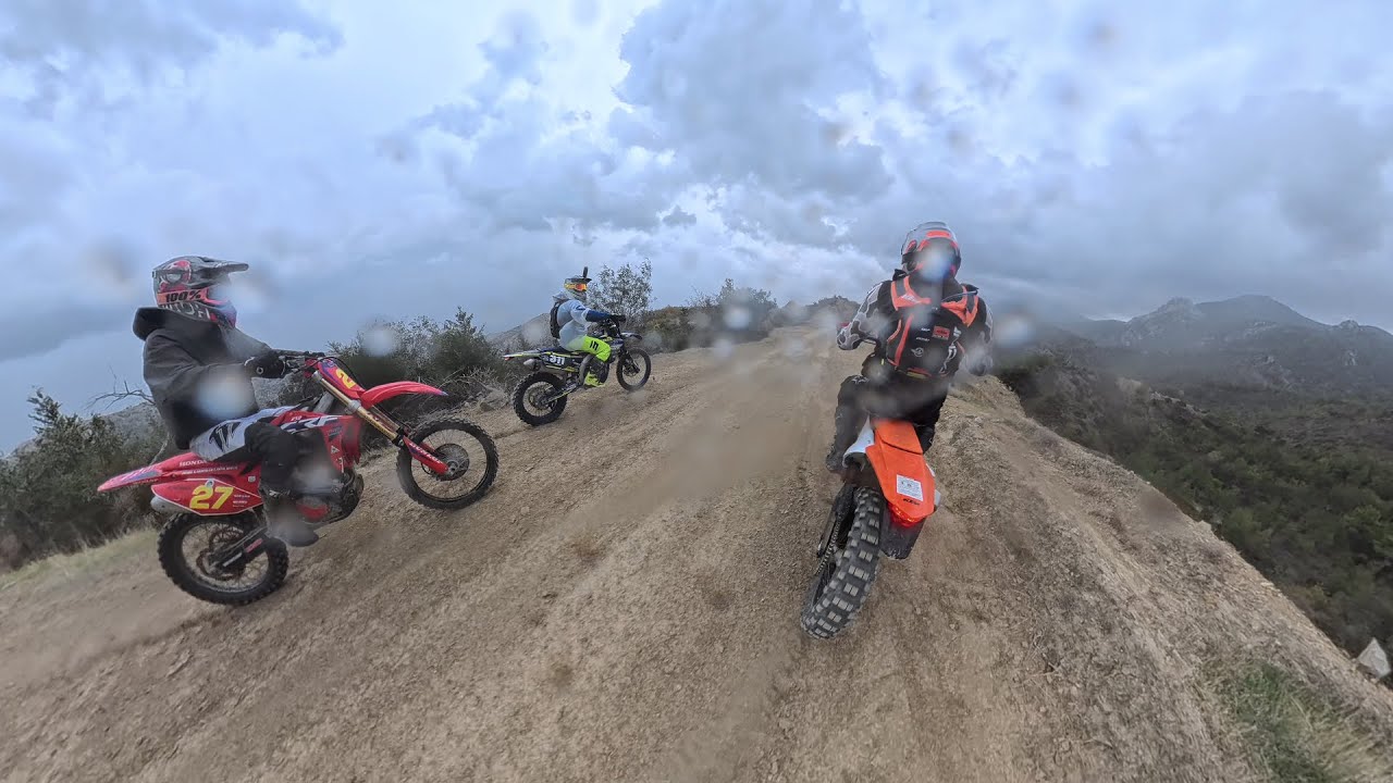 Rainy Enduro Day on Five Finger Mountains
