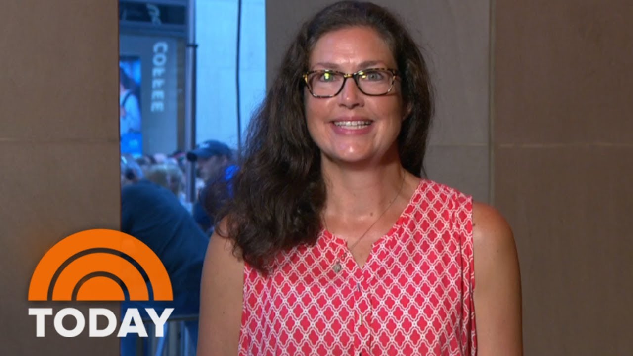 Two Ladies Receive Gorgeous Ambush Makeovers: ‘That’s Amazing!’ | TODAY