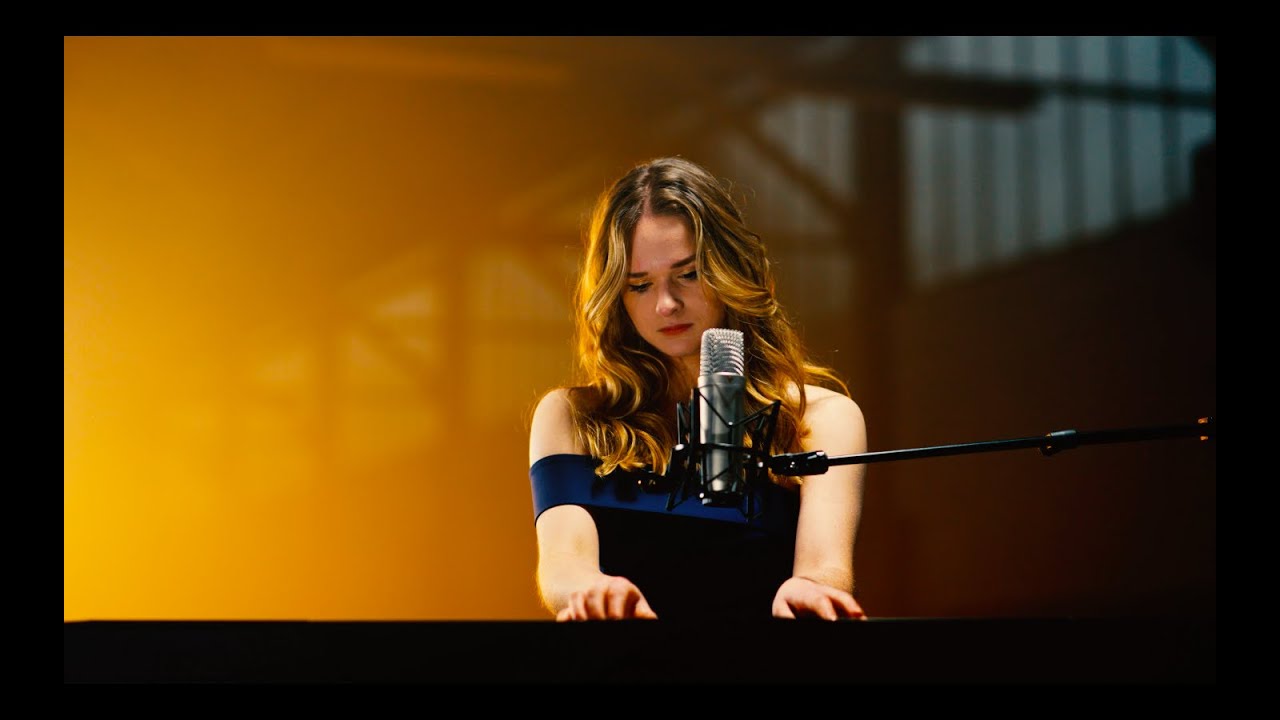 Julia Lefers - Reach