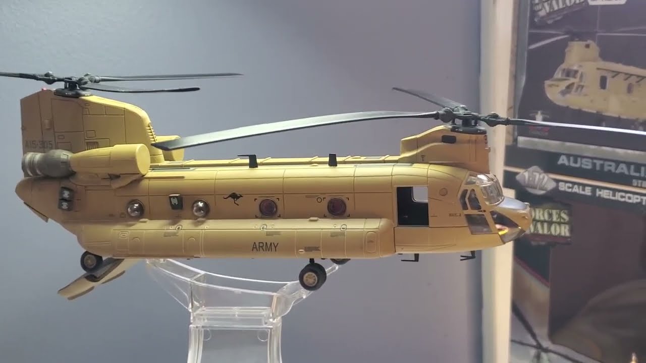 FORCES  OF VALOR  1/72 CHINOOK  CH-47F