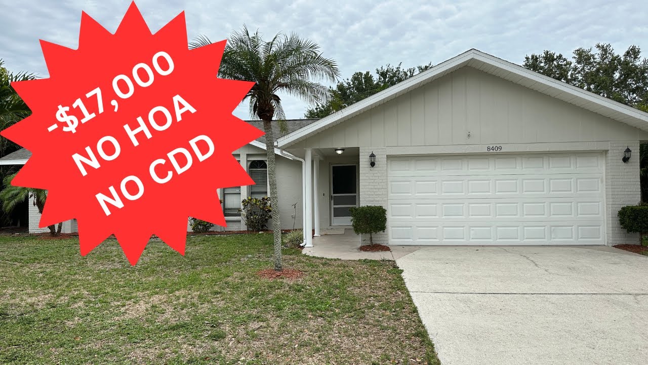 Inside a Bradenton Florida Pool Home For Sale with Recent Price Reduction - 2023 Housing Market