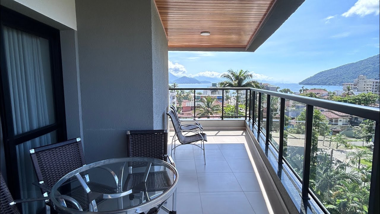🌊 Apartamento na Praia do Itaguá — Vista Mar, Sofisticação e Conforto