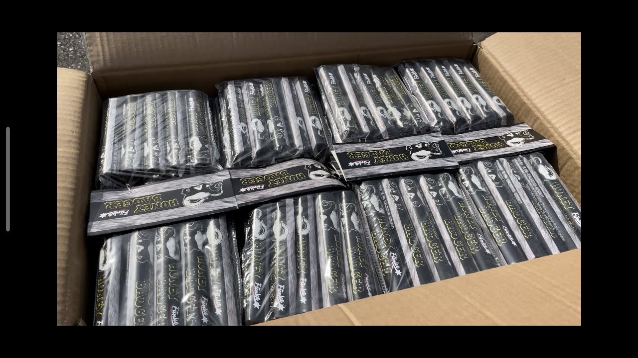 Funke Honey Badger 2022 P1 Schallerzeuger #unboxing #fireworks #vuurwerk #shorts #feuerwerk