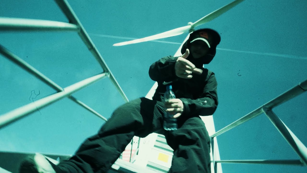 Hazzy - WEJDĘ (Official Music Video)