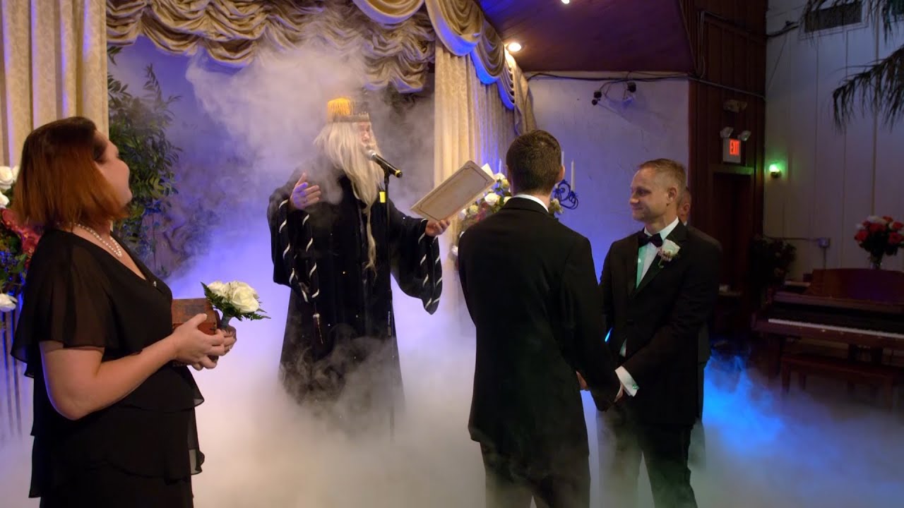 Viva Las Vegas Wedding Chapel
