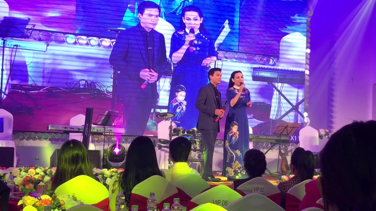 Phi Nhung-Mạnh Quỳnh về Đồng Hới
