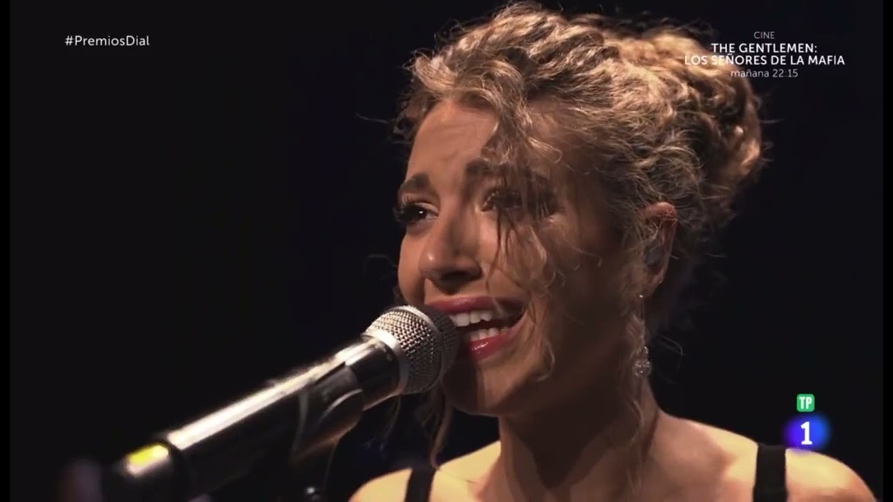 Cuentos - Ana Guerra y Tigaray | Premios Dial 2022