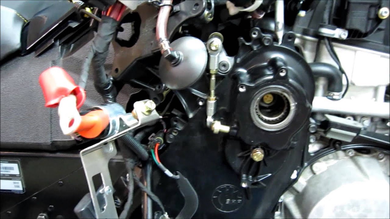 BRP Ski-Doo XP XR 1200 chain case oil change