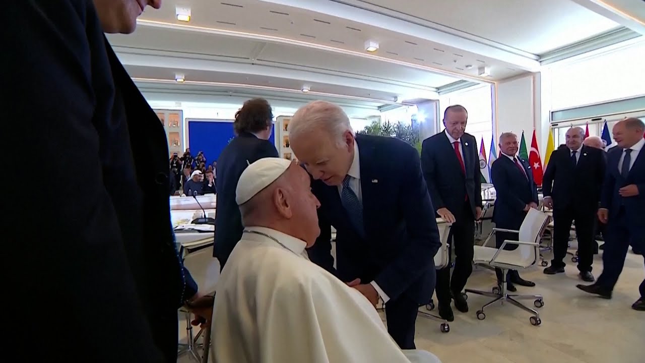 Pope greets Biden, Modi at G7 roundtable  | VOA News
