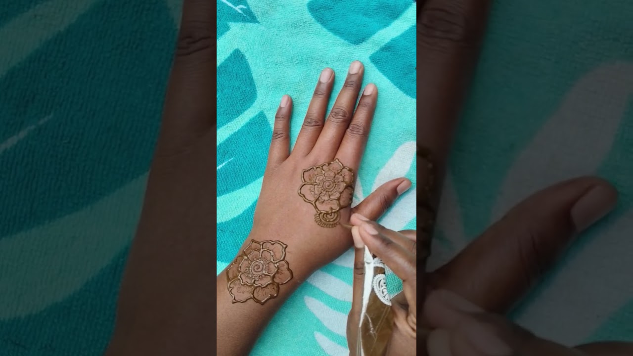 Beautiful flower design mehndi #mehndi #henna #hennadesign 