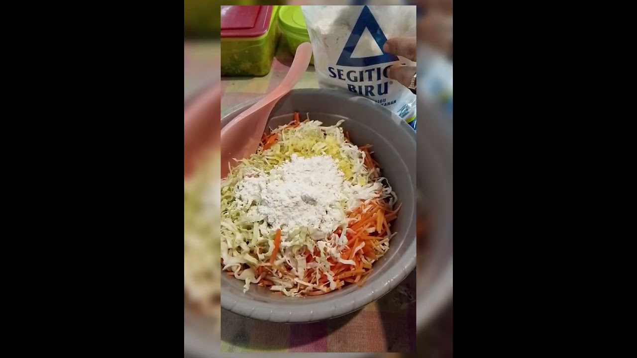 Bersih halaman & masak untuk buka puasa