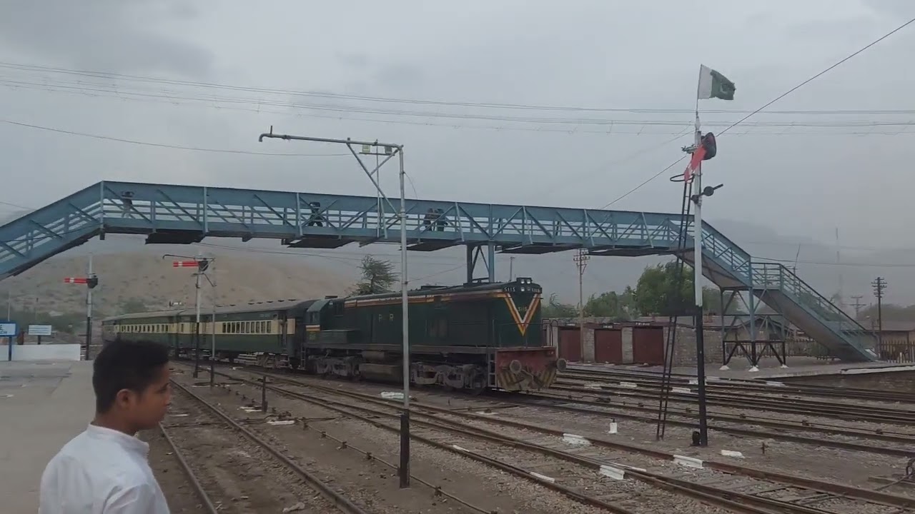 Arrival of Train😉 |Mach Station| Forward and Backward Movement of train.😀