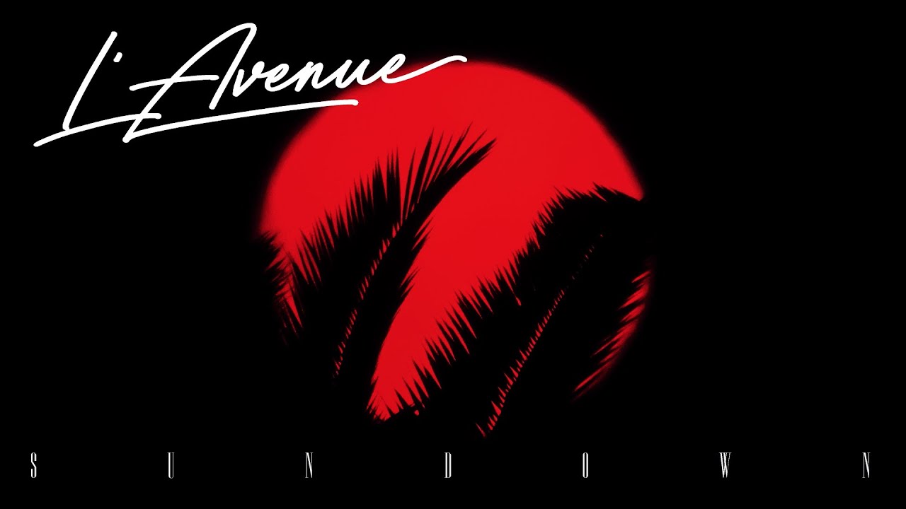 L'Avenue - Sundown
