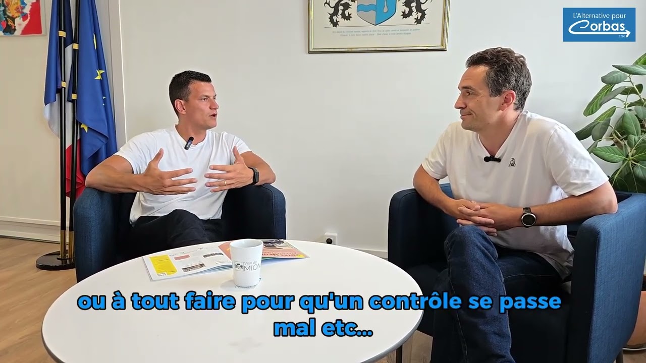 Michael PACCAUD et Benoit ERACLAS discutent sécurité