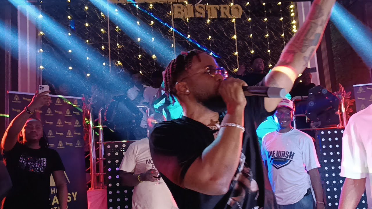 KONSHENS LIVE PERFORMANCE IN KENYA AT CLUB BOSTRO