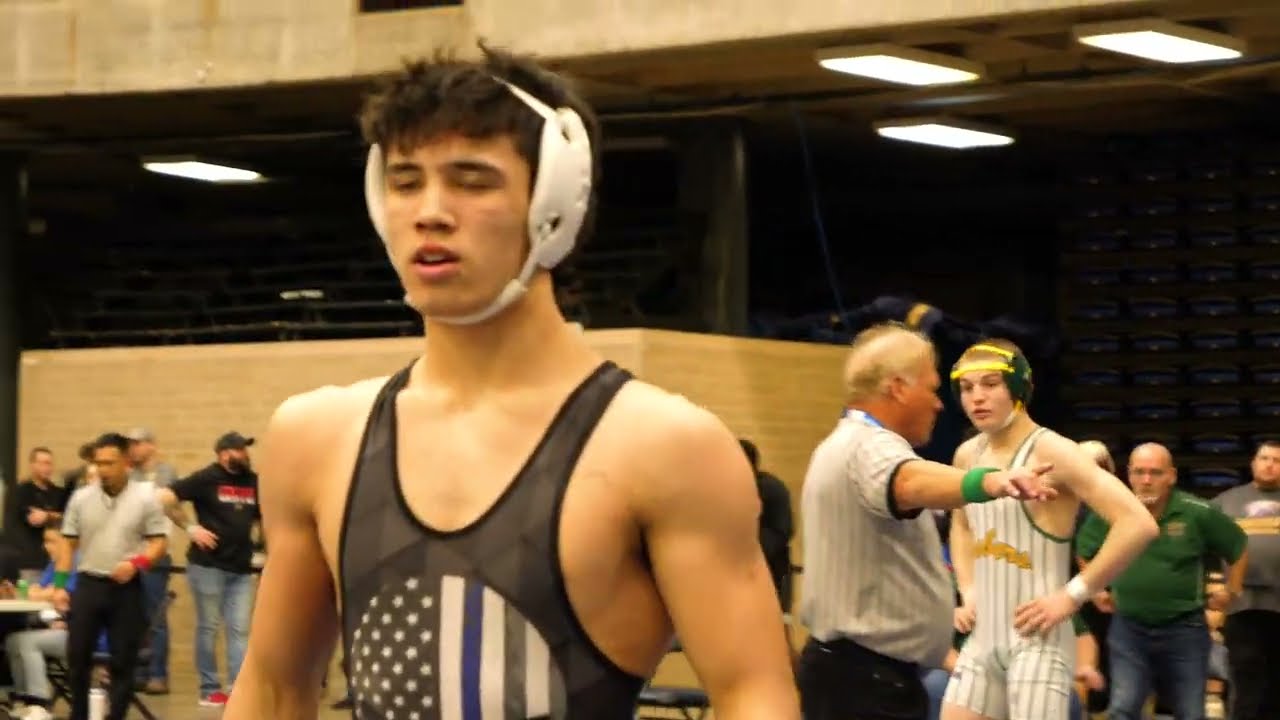 Cons. Round of 16 - Philip Christhilf of St Thomas More [G] v Ashton Gray of Evergreen Park[R] (145)