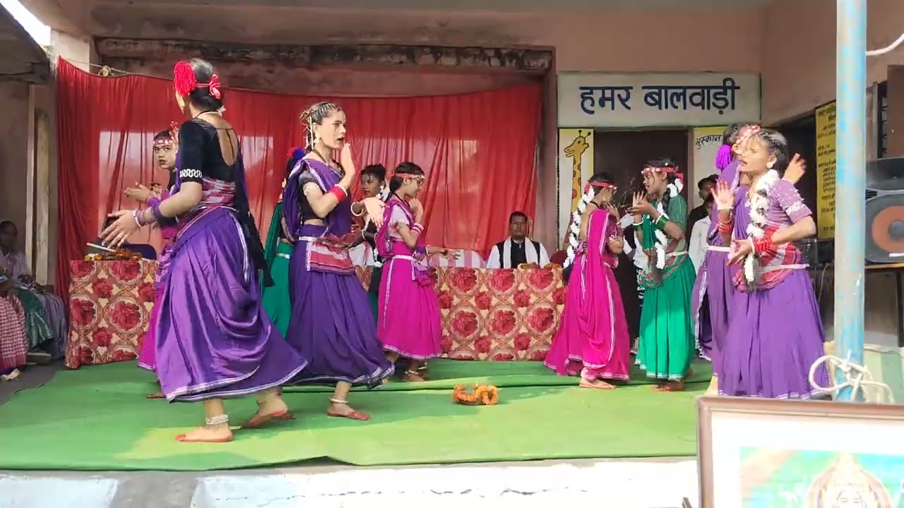 तरी हरि न मोर सुआ गीत