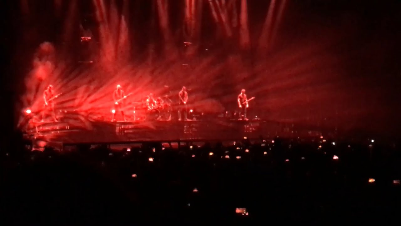 Parkway Drive - Intro & Wishing Wells - Live @ Vorst Nationaal Belgium