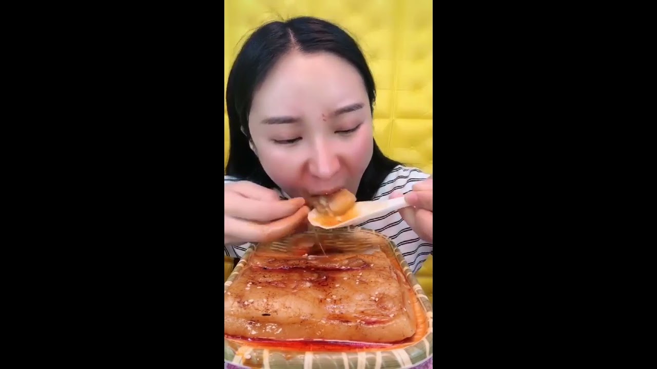 중국 음식--돼지 비계 먹방!! eatting show MuKBang