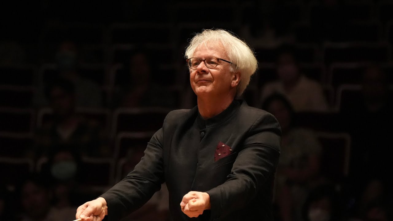Johannes Brahms  - Symphony No 4, Movement 1 (Pavel Baleff, Conductor; Evergreen SO Taiwan)