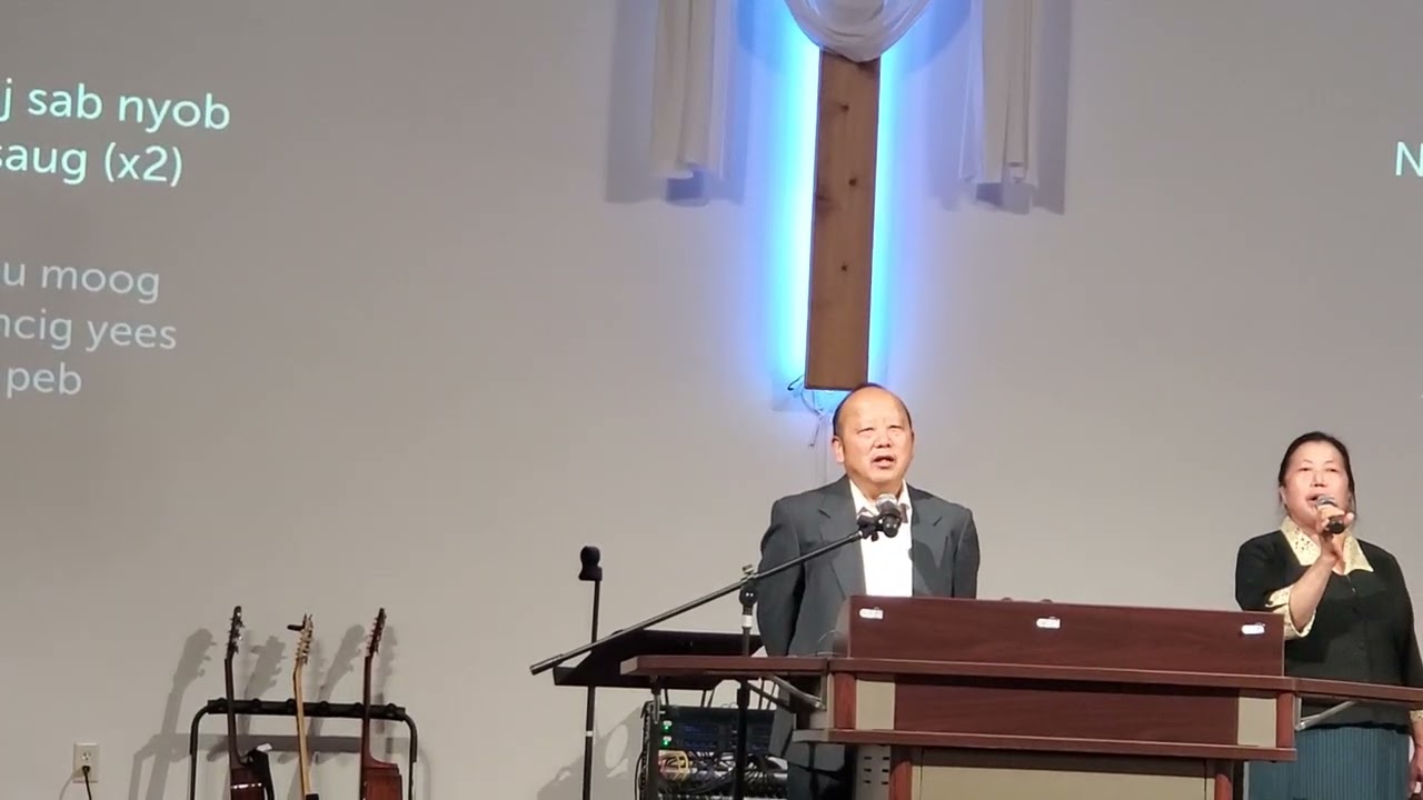 niam tais yawm txiv nkawv hu nkauj pib sij hawm peb hmoob Christian Church zoo kawg li 