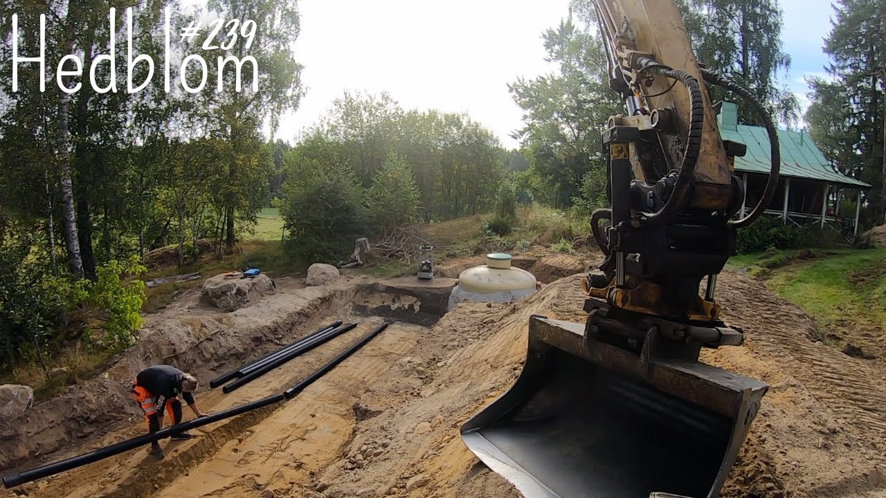 Sewerage Installment In The Swedish Countryside (1:4)
