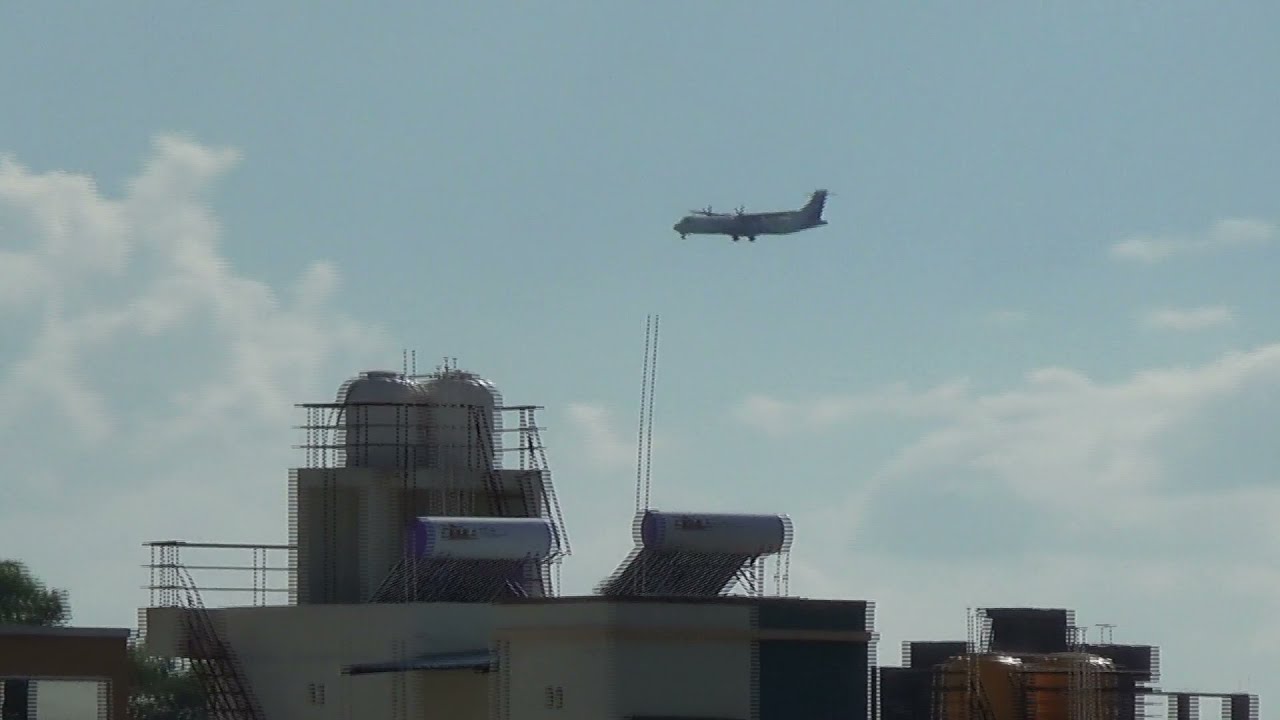 Mysuru Airport (MYQ) Planespotting | IndiGo ATR 72-600 from Hyderabad (HYD) Lands at Runway 09