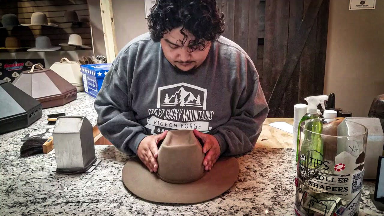 Custom Shaping a Rodeo King Cowboy Hat - High Roller Hat Shapers