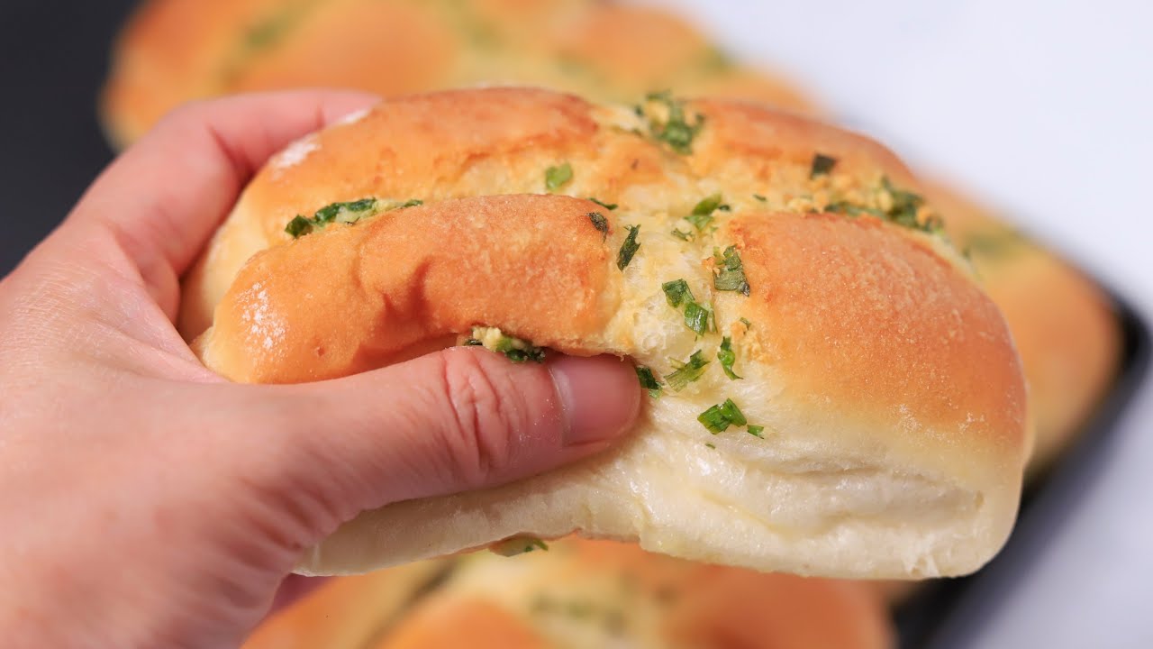 最快速免揉的万能面团，只需几分钟准备，松软又拉丝  NO KNEAD Bread,  just a few minutes to prepare,  soft & fluffy