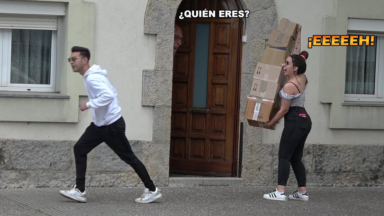 LLAMAMOS A CASAS DE DESCONOCIDOS Y NOS ESCAPAMOS 😂