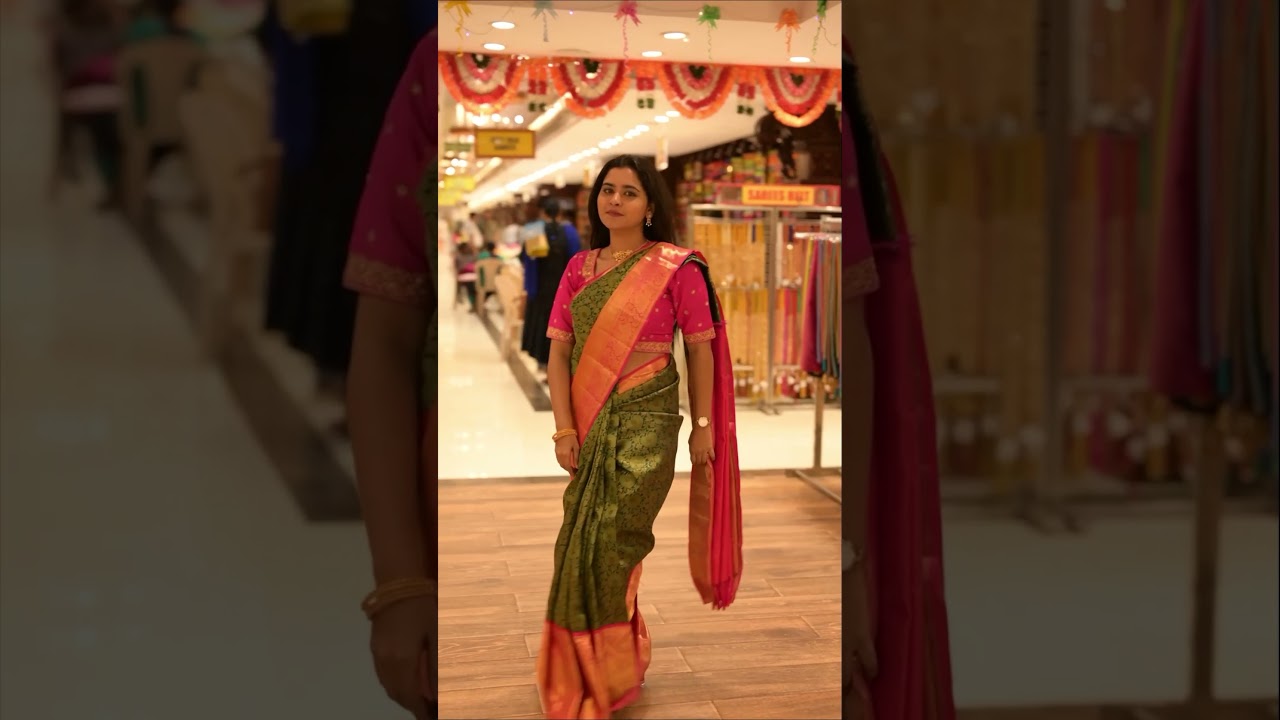 Deepa Balu   The Chennai Silks Deepavali shopping