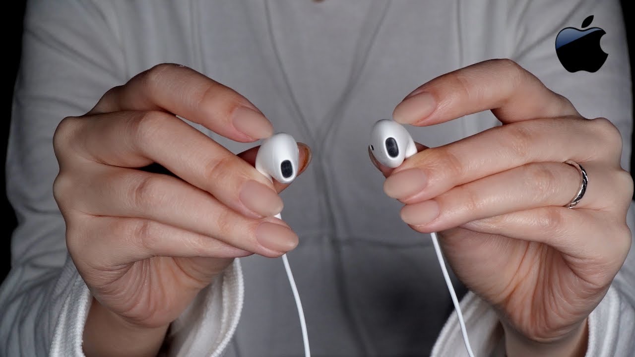 ASMR. Он крапит продукты Apple тонко и типично!🍎