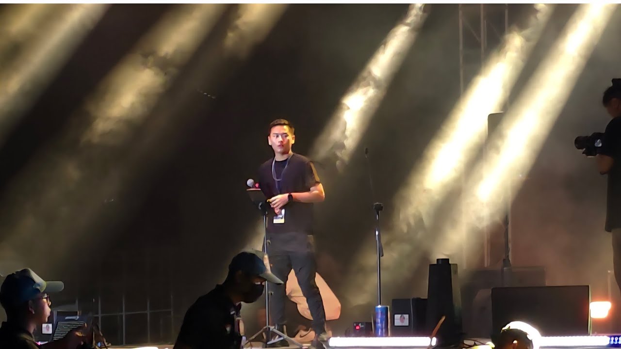 LEANDER KAMSON PERFORMING HIS ORIGINAL