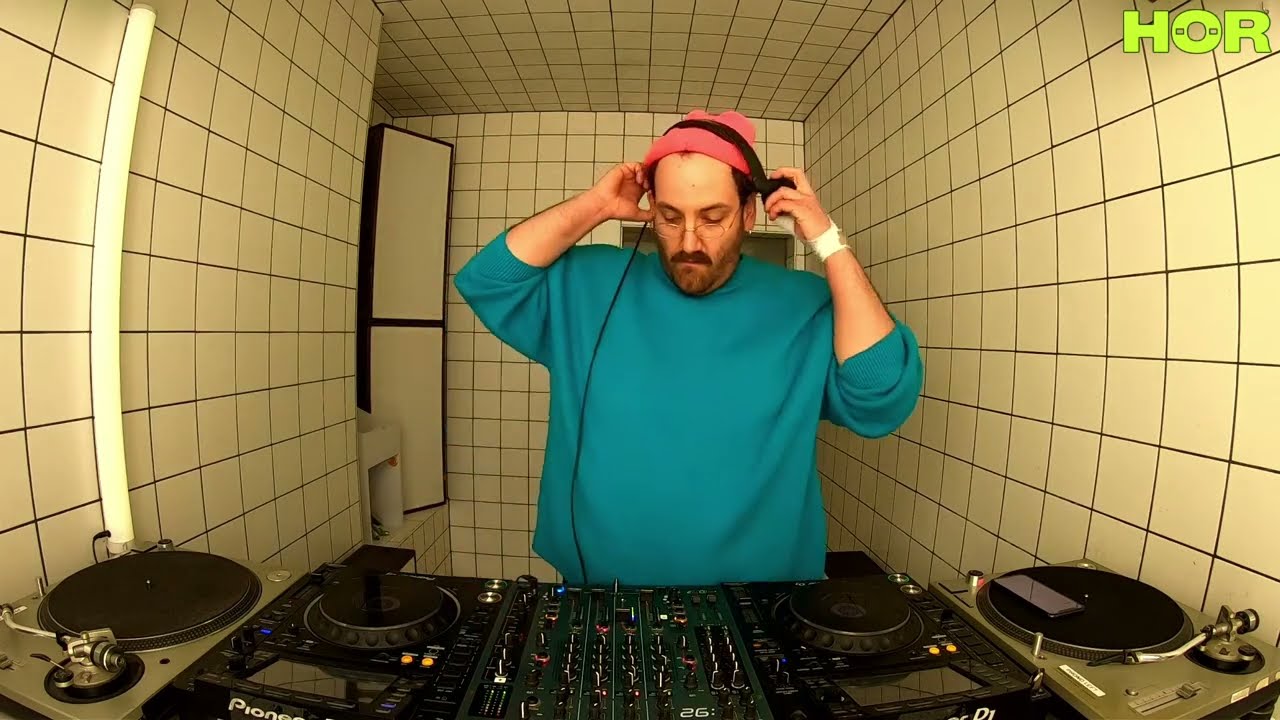 Chris | H&Ouml;R - Mar 23 / 2022