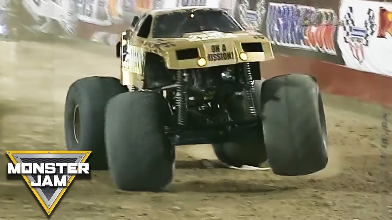 Встреча команд по фристайлу | Финал чемпионата мира 2002 | Monster Jam